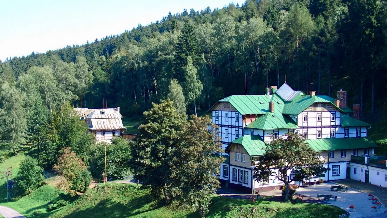 Hotel Pod Zvičinou – hotel, Bílá Třemešná