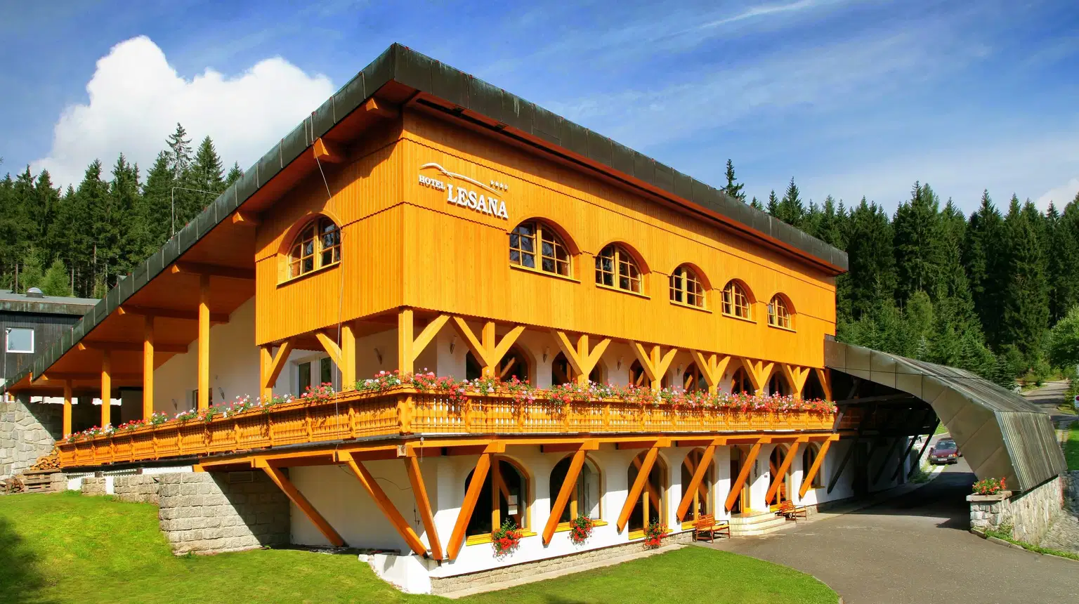 Hotel Lesana – hotel, Špindlerův Mlýn