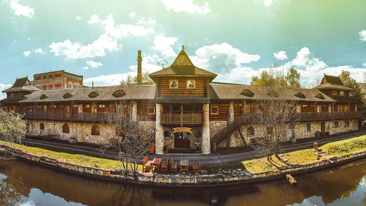 Resort Svět – resort, Úžice