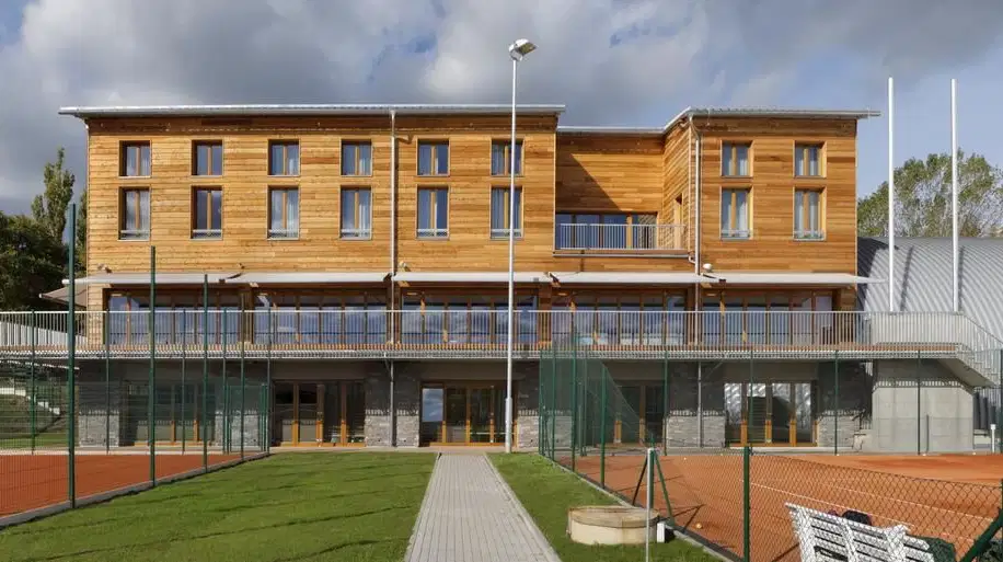 Esmarin Wellness Hotel – hotel, Mníšek pod Brdy