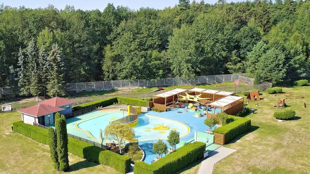 Hotel Sletiště – hotel, Kladno