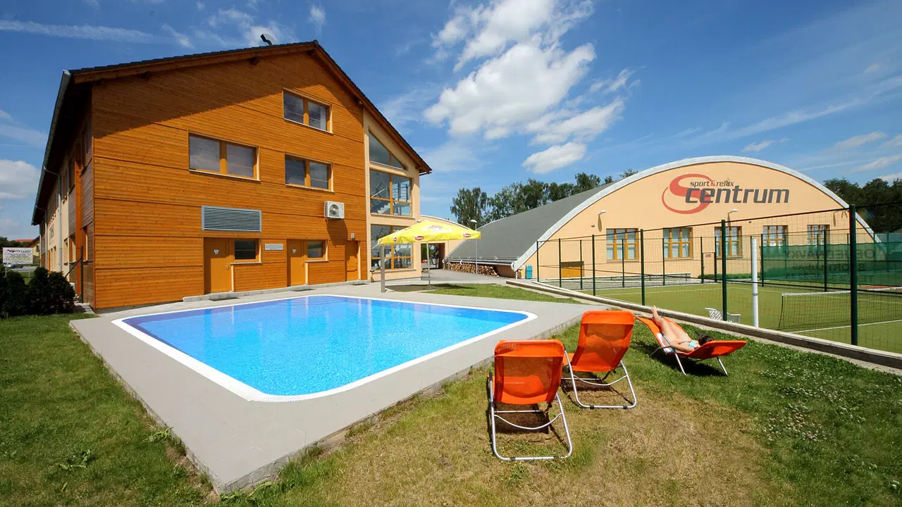 S-centrum Benešov – hotel, Benešov