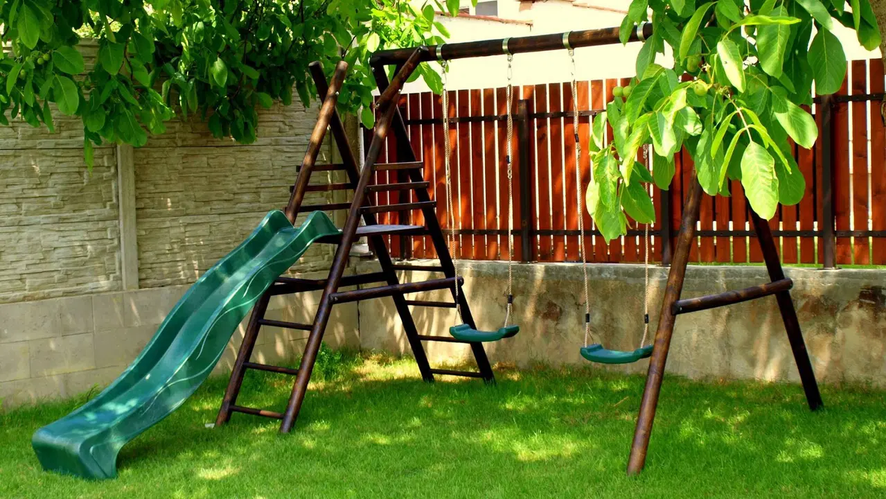 Penzion U Dvou lip – penzion, Drnholec