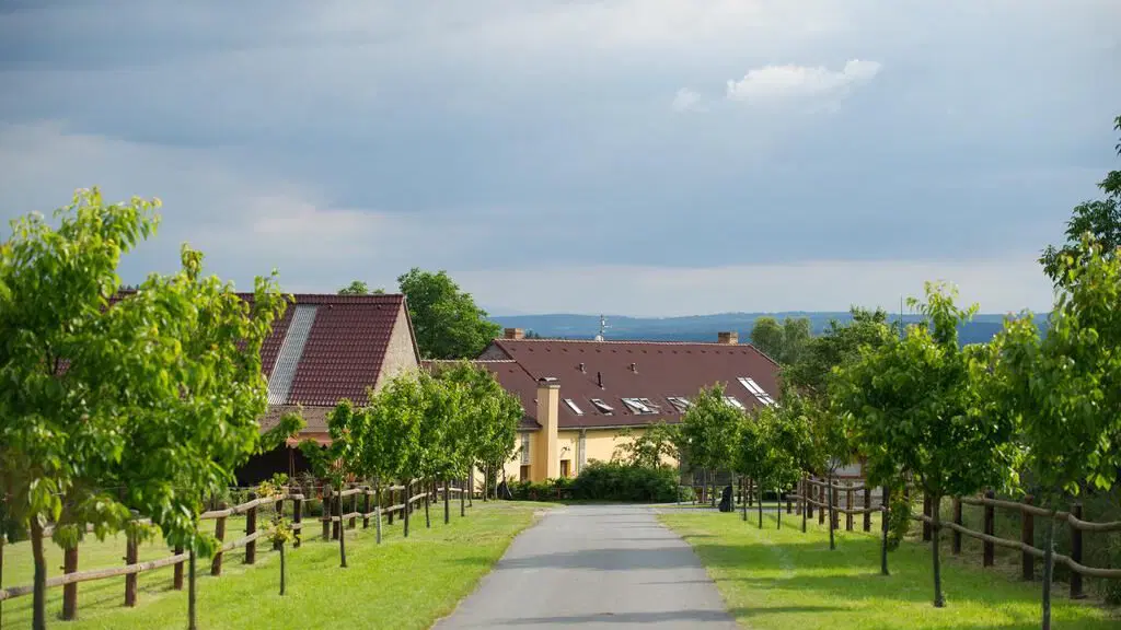 Farma Moulisových – penzion, Nezvěstice
