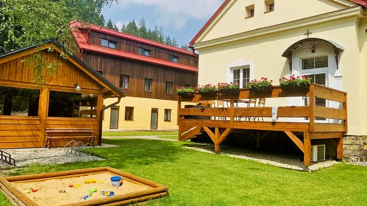 Apartmány Na Faře – apartmán, Bílá