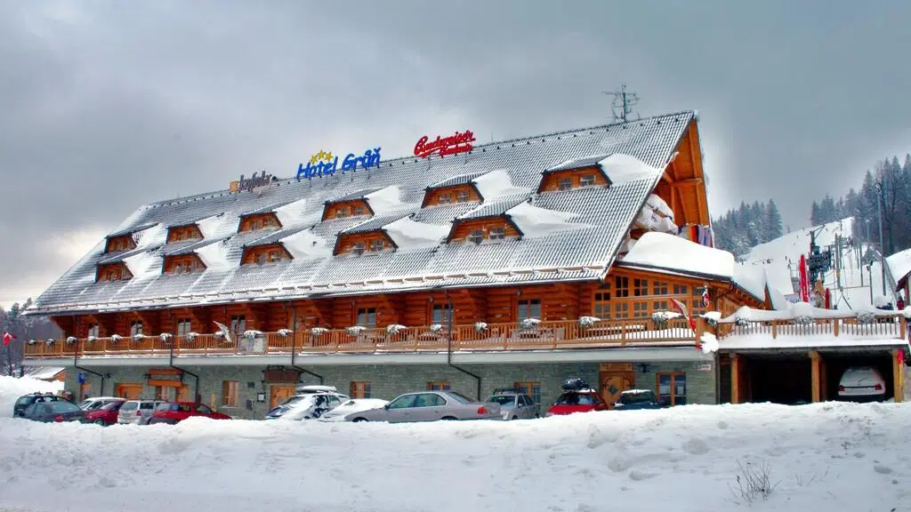 Hotel Grůň – hotel, Mosty u Jablunkova