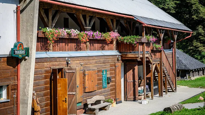 Penzion Tyra – penzion, Třinec