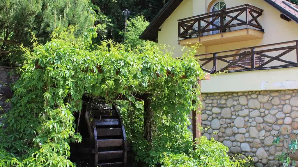 Hotel a Penzion Albis – hotel, Vrchlabí