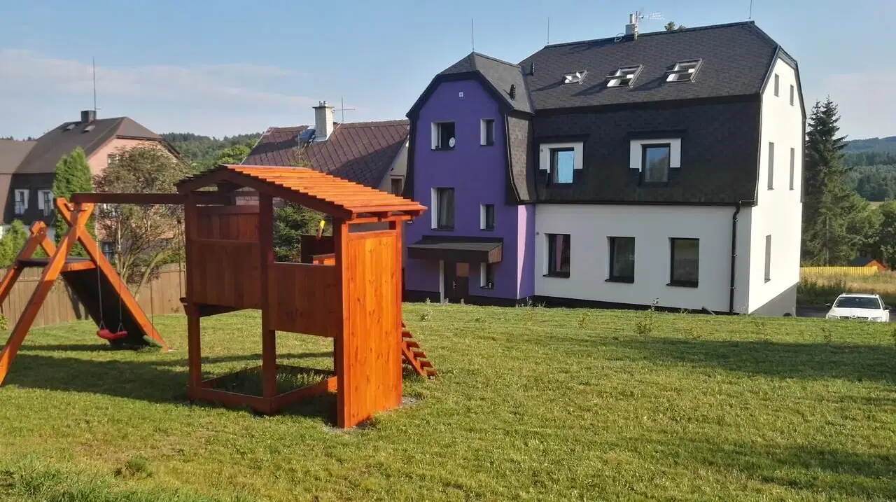 Villa Viola – vily a rezidence, Kovářská