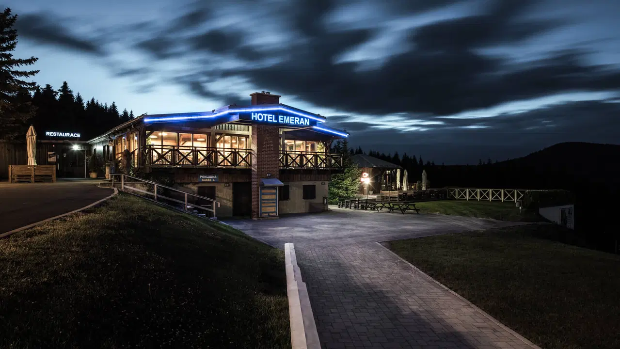 Hotel Emeran – hotel, Klíny