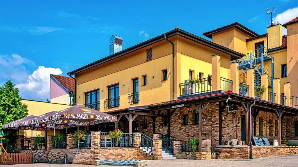 Hotel Lidový dům – hotel, Bzenec