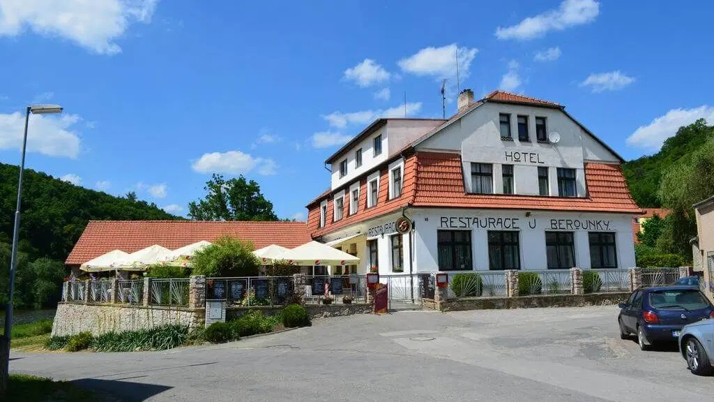 Hotel U Berounky – hotel, Karlštejn