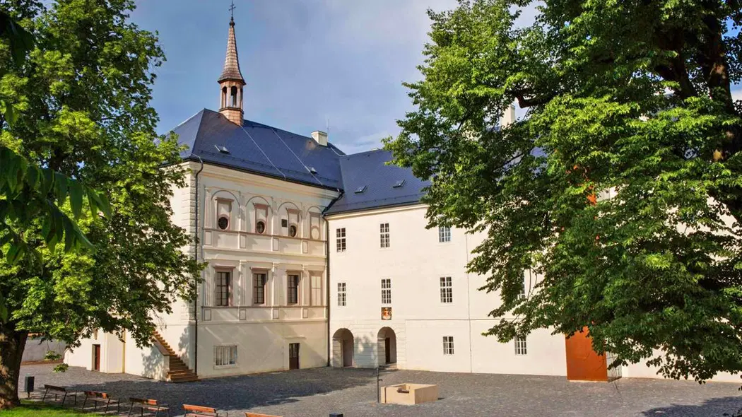 Hotel & Zámek Svijany – hotel, Svijany