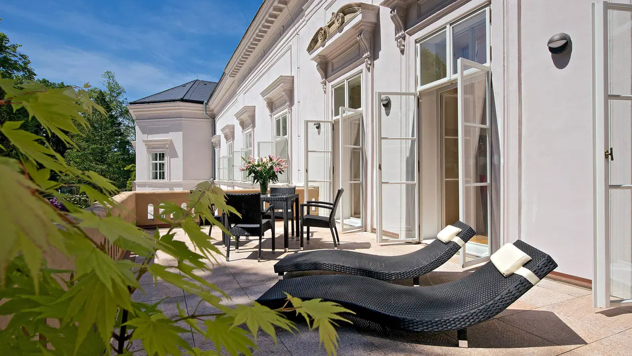 Zámek Ratměřice – hotel, Ratměřice