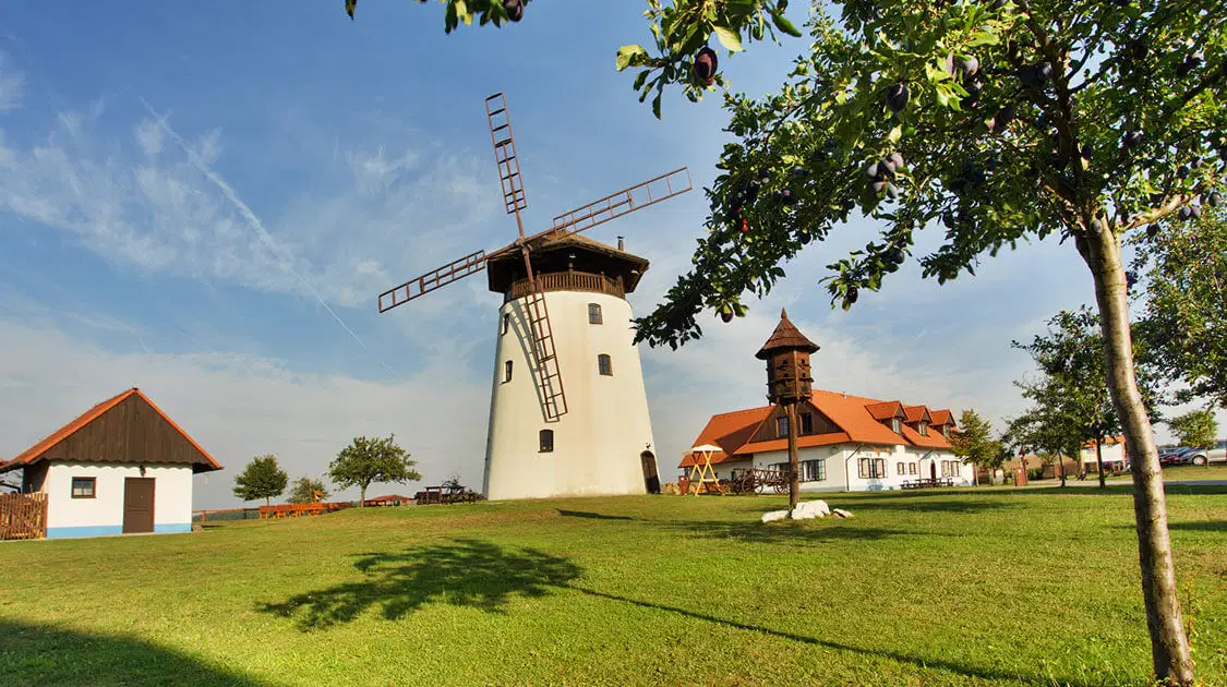 Bukovanský mlýn – hotel, Bukovany