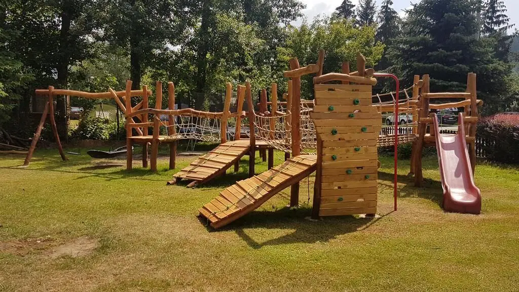 Hotel Horal – hotel, Rožnov pod Radhoštěm