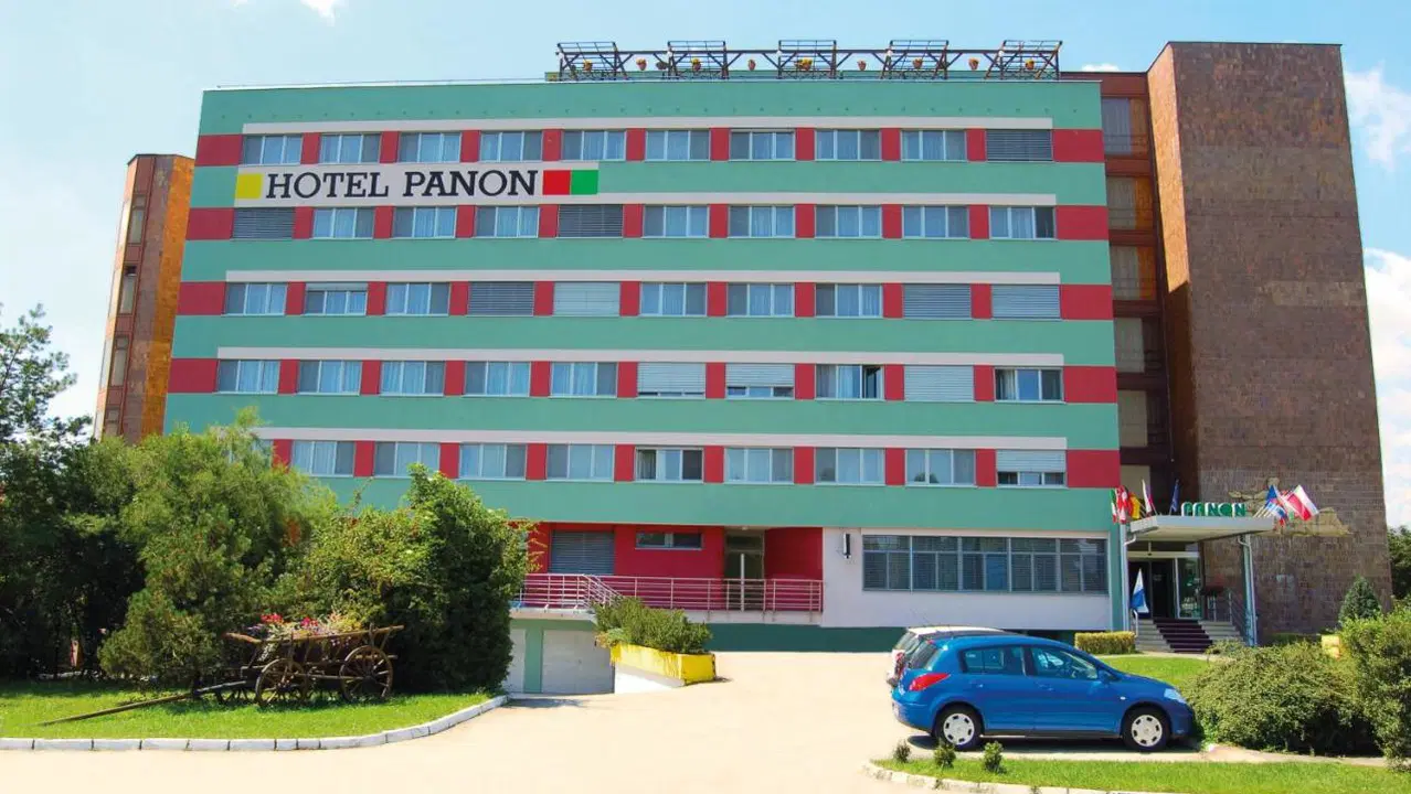 Hotel Panon – hotel, Hodonín
