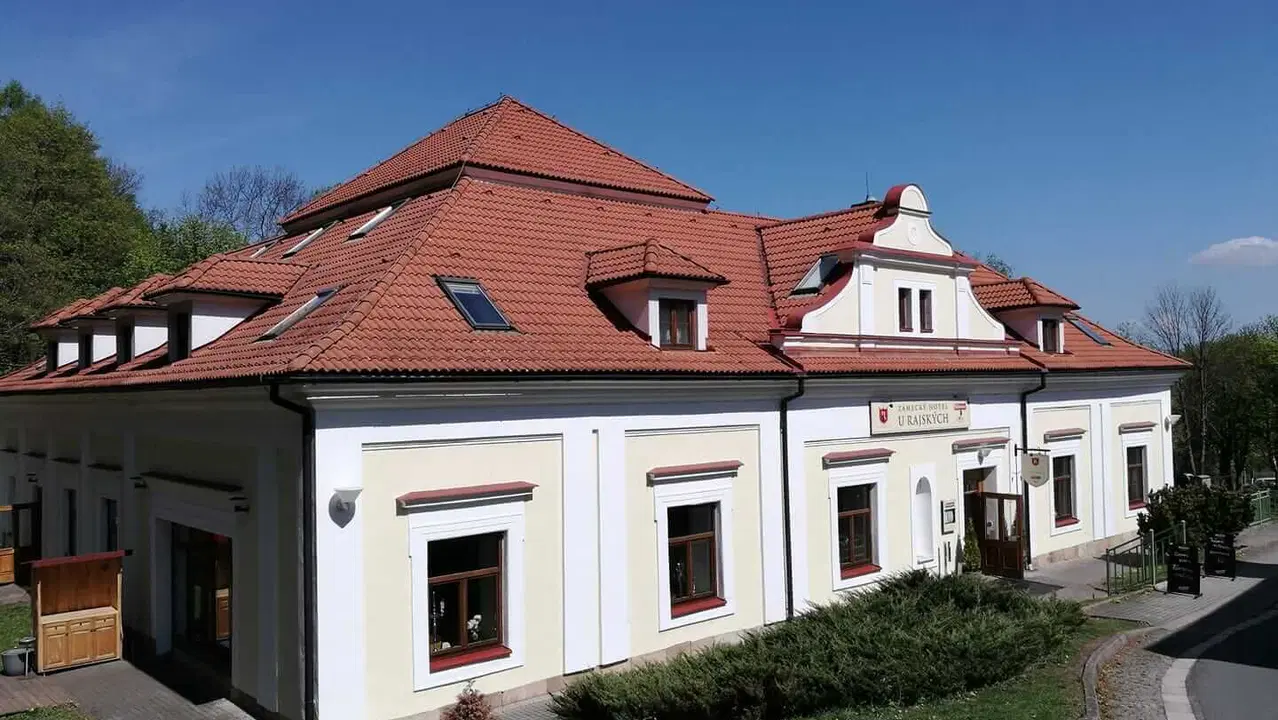 Zámecký hotel U Rajských – hotel, Náchod