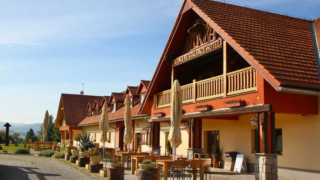 Hotel Farma Vysoká – hotel, Chrastava