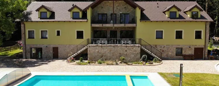 Penzion Harmonika – penzion, Vráž