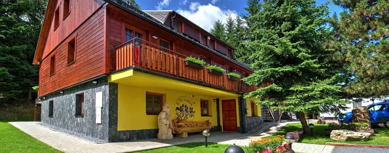 Penzion U Tří veverek – penzion, Lipová-lázně