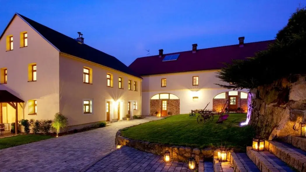 Dvůr Stráň – hotel, Karlovy Vary
