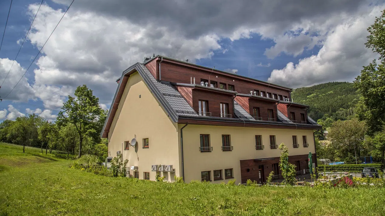 Hotel Toč – hotel, Lipová-lázně