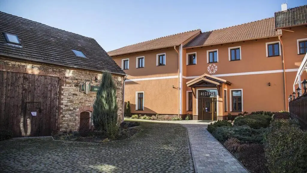 Hotel Amalka – hotel, Straškov-Vodochody
