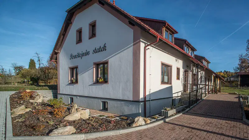 Pernštejnův statek – penzion, Nová Včelnice