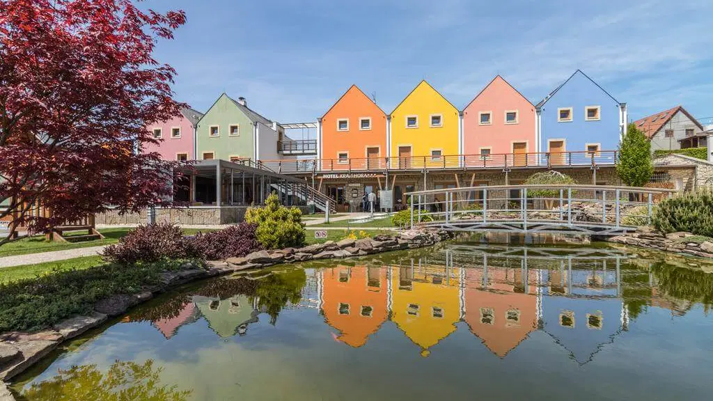 Hotel Kraví Hora – hotel, Bořetice