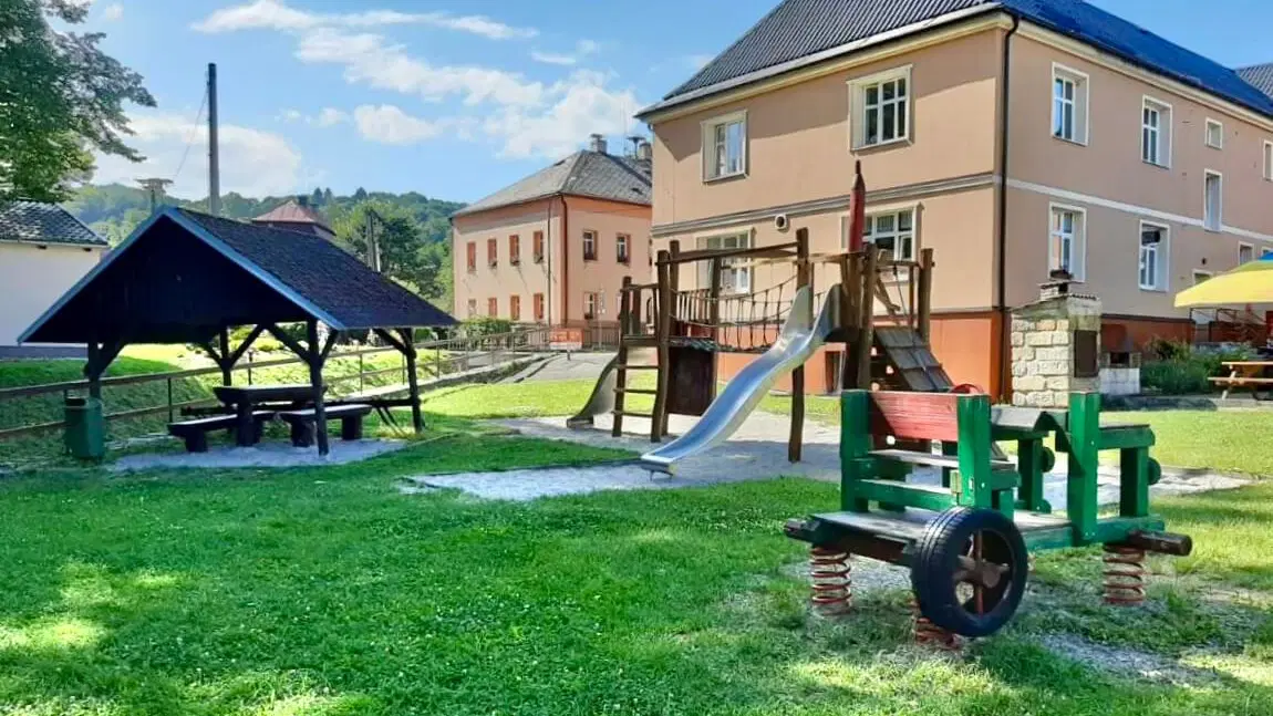 Penzion Na Křižovatce – penzion, Polevsko