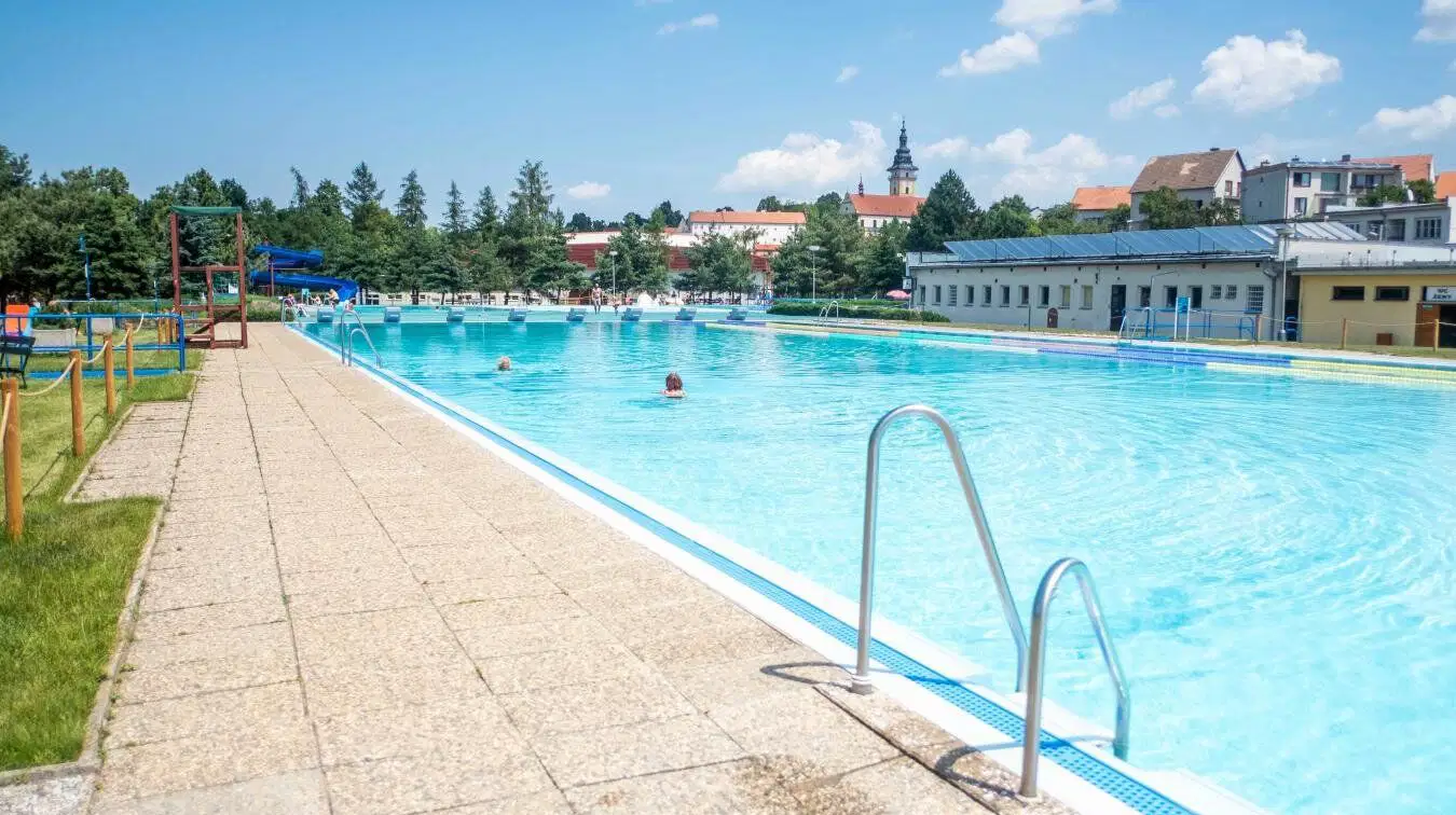 Letní koupaliště Moravské Budějovice – koupání, Moravské Budějovice