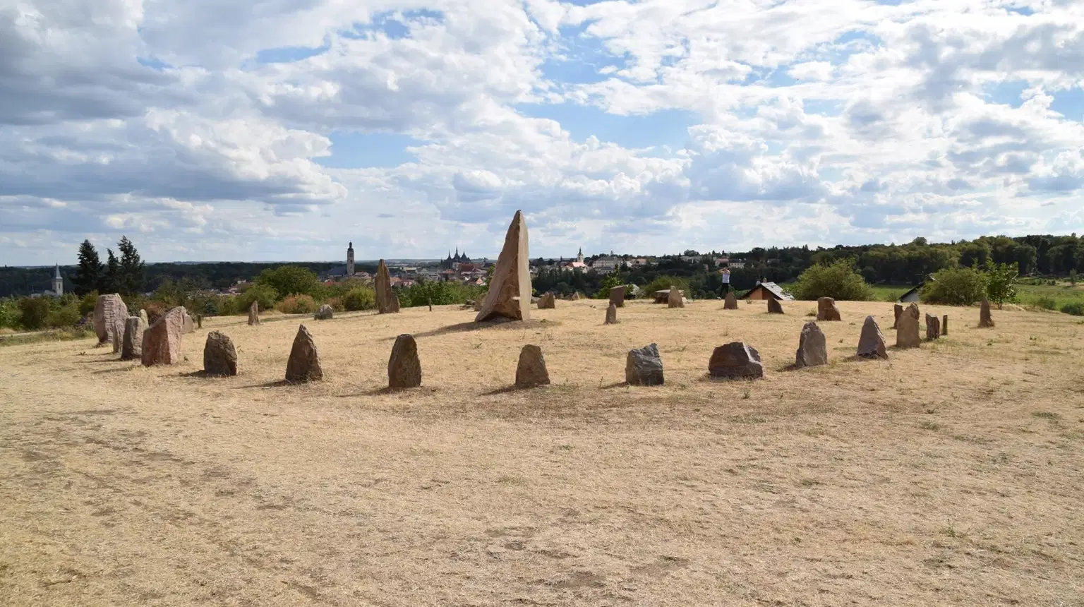 Menhiry – příroda, Nové Strašecí
