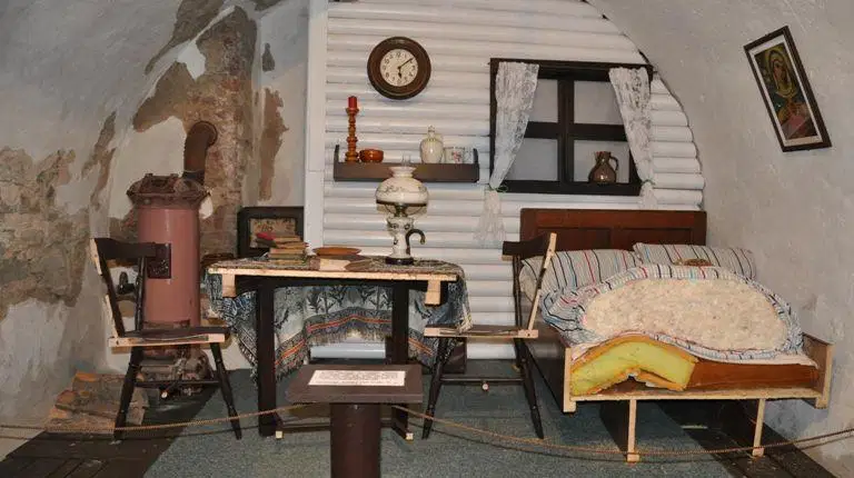 Muzeum a světnička Járy Cimrmana – muzea, Letohrad