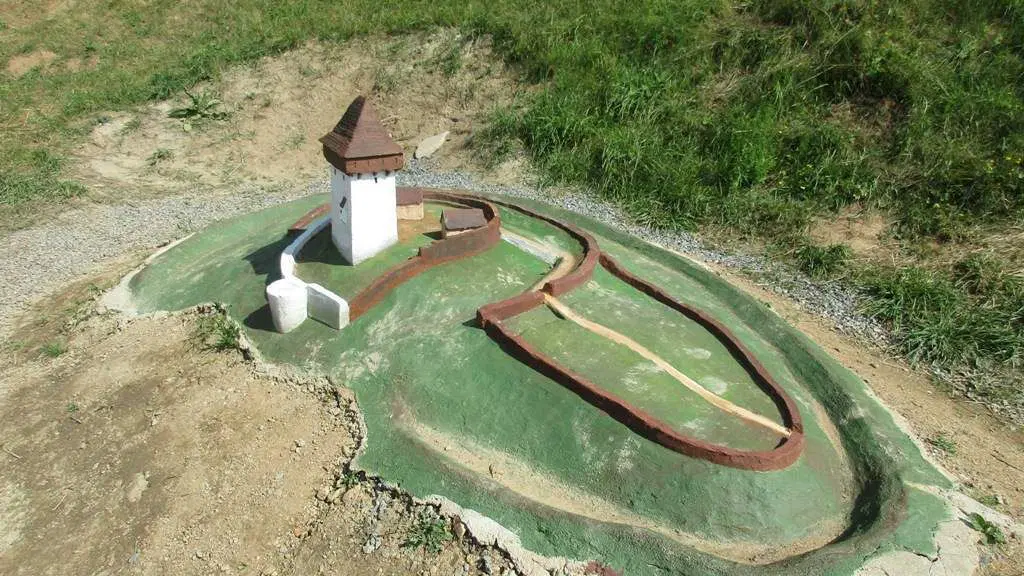 Pohádková alej a park miniatur – příroda, Bystřice nad Pernštejnem