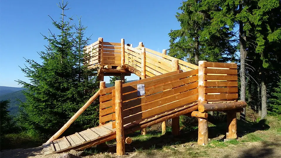 Vycházkové trasy na vrcholu Čertovy hory – příroda, Harrachov