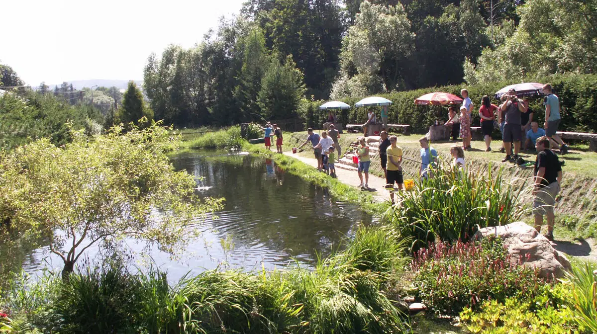 Pstruhová farma ve Vrbně pod Pradědem – zoo a farmy, Vrbno pod Pradědem