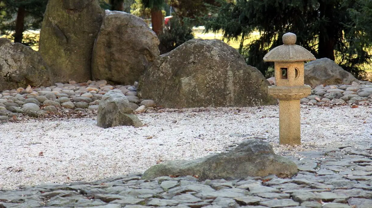 Japonská zenová zahrada Karlovy Vary – příroda, Karlovy Vary