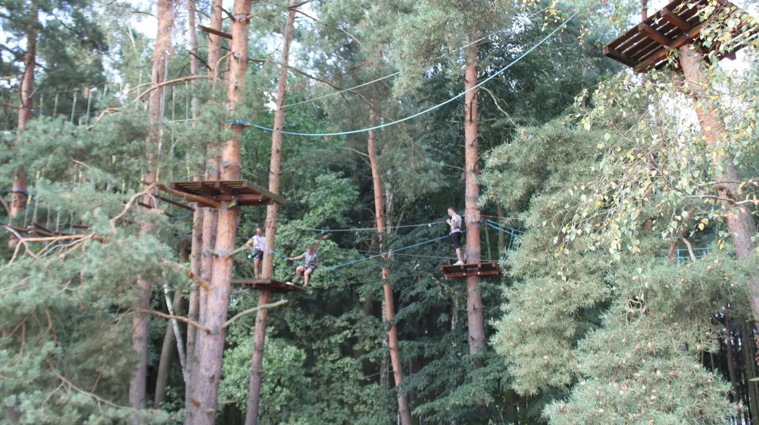 Lanový park Borný – zážitkové areály, Doksy