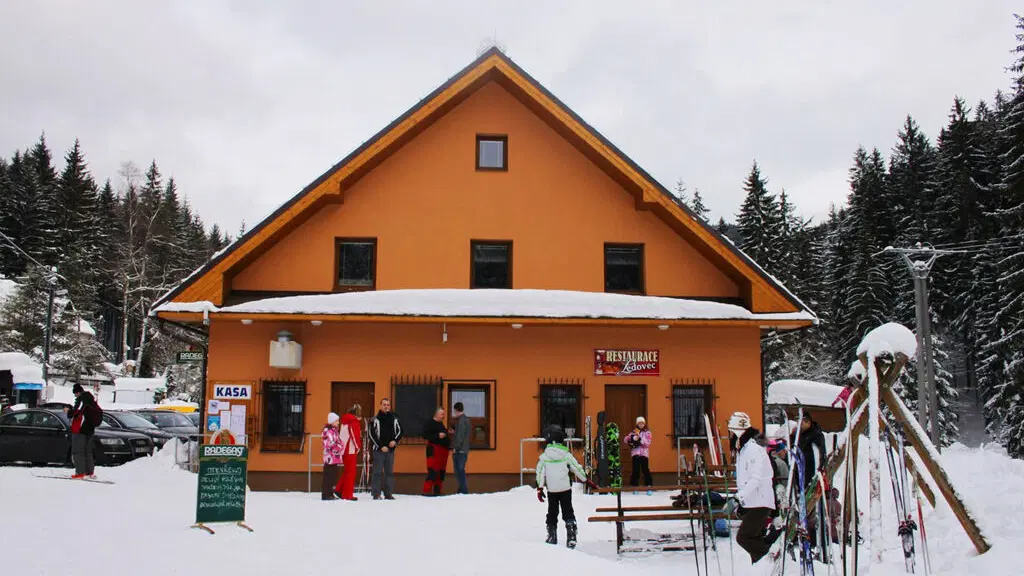 Ski areál Mezivodí – lyžařské areály, Bílá