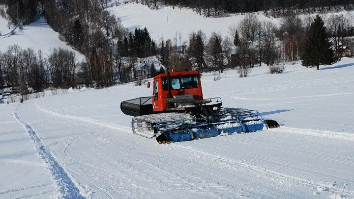 Ski areál U Pekina – lyžařské areály, Zlaté Hory