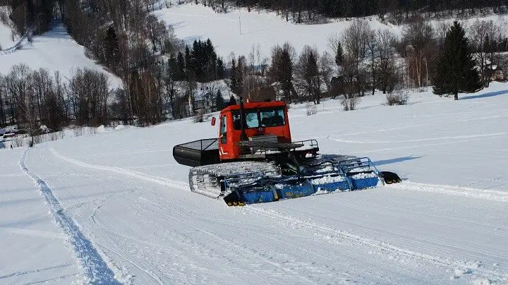 Ski areál U Pekina – lyžařské areály, Zlaté Hory