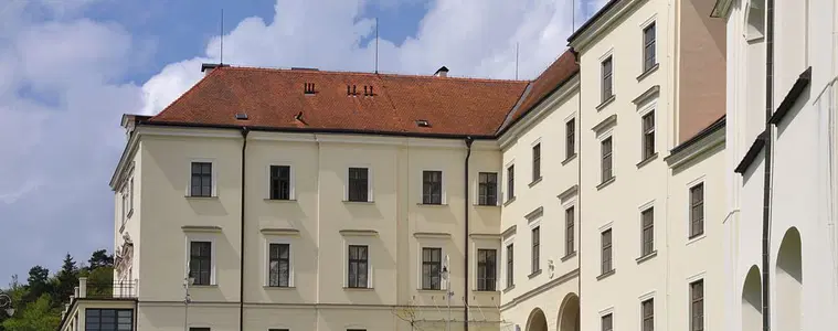 Zámek Křtiny – hrady, zámky, zříceniny, Křtiny