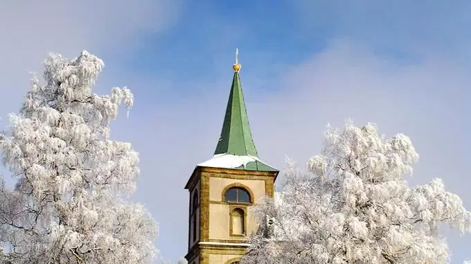 Lázně Bělohrad – města