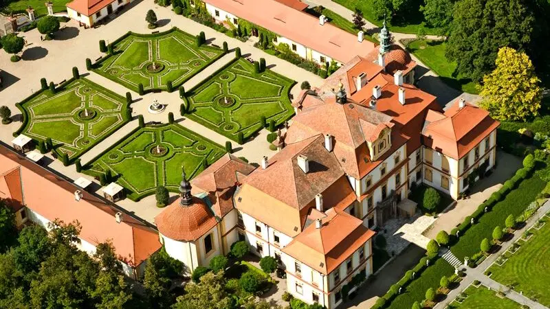 Zámek Jemniště – hrady, zámky, zříceniny, Postupice