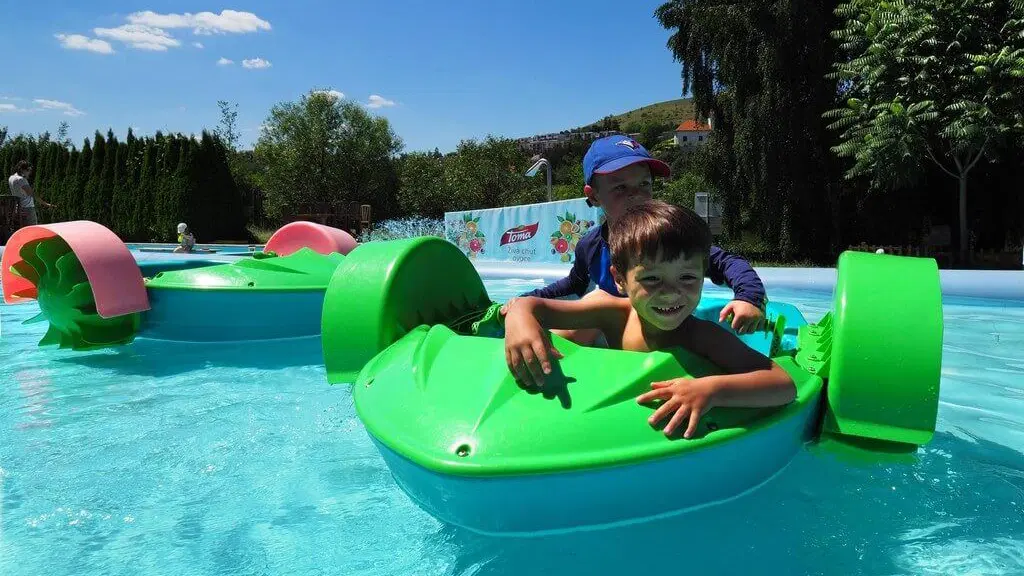Žluté Lazně – koupání, Praha