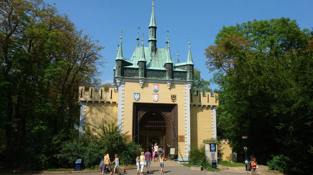 Zrcadlové bludiště Petřín – zážitkové areály, Praha