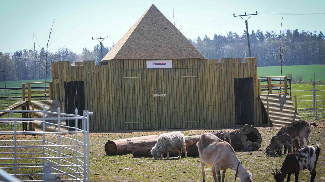 Statek u Merlina – zoo a farmy, Chyňava