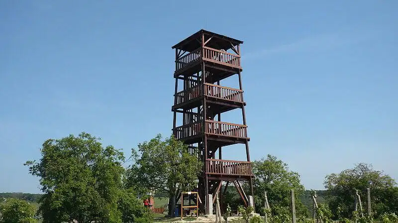Rozhledna Kraví hora – rozhledny, Bořetice