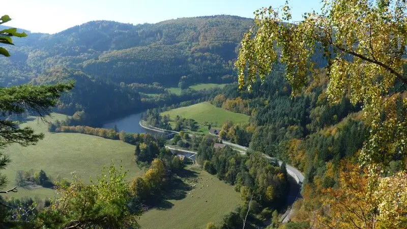 Vyhlídka Hraběcí stolek – příroda, Vír